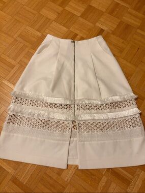 N12H Women's White Lace-Trim A-Line Skirt NWOT